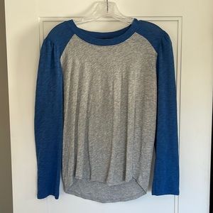 Veronica Beard Jeans blue and grey puff sleeve baseball T - size M - NWT